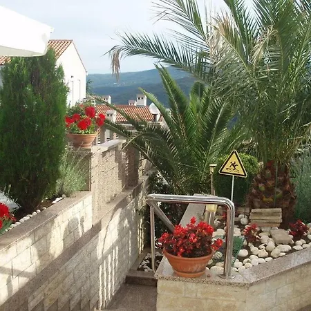 No 6 - Dalia * Rabac